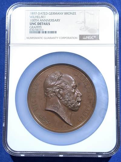 《竞宝斋》第471场 周日，周一，周二 3场连拍 （全场包邮）欢迎送拍 - NGC UNCD 1897年德国普鲁士威廉一世百年纪念大铜章 加大加厚盒