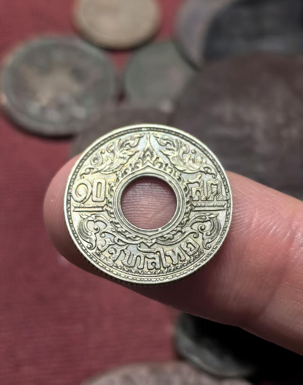 南宋泉阁俄币 外币 国币 专场第二十二期 【送拍无额外佣金】 泰国 1941年 拉玛八世 10萨当佛教主题银币 老包浆 原味好品