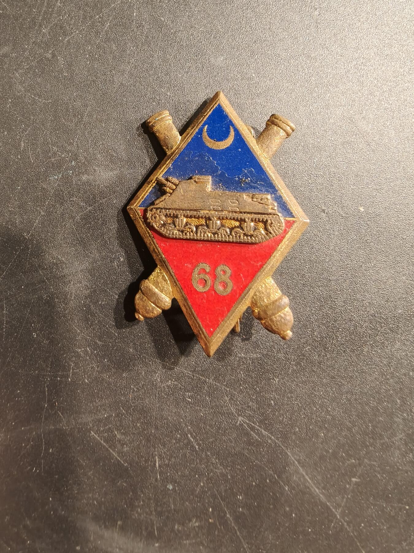 老王徽章第187期 法国陆军第68炮兵团证章