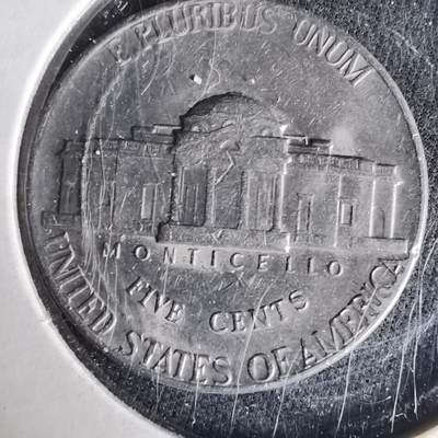 沼泽如烟--第1025场 - 美国1975年五分