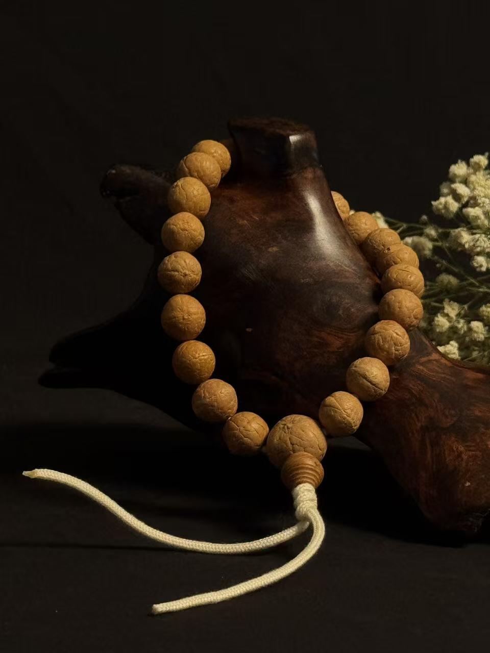 零元拍：凤眼单仓（媲美铁籽）大眼萌12MM左右念珠手串，2025年新籽，皮质超棒。