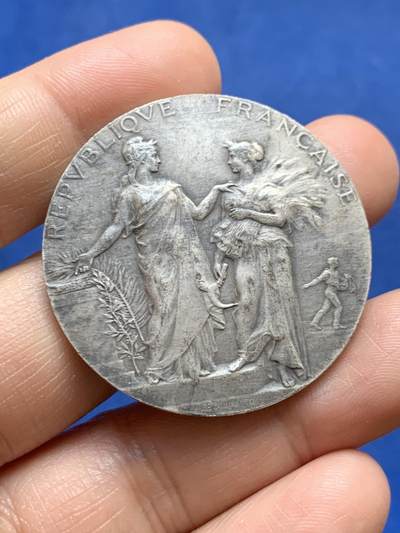 《竞宝斋》第471场 周日，周一，周二 3场连拍 （全场包邮）欢迎送拍 - 法国播种女神银章 36.65克 40.8mm 丰饶角1银标