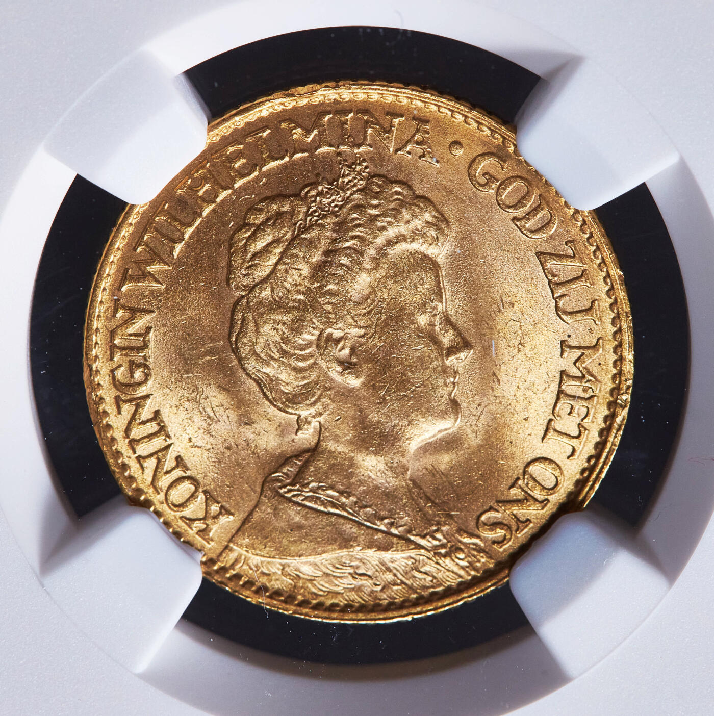 【俄甄集藏】2026年(049)03-18星期三 晚 19:30 全场包邮 荷兰1917年威廉明娜女王10盾金币，NGC UNCD，重6.729克，900金，转光品相