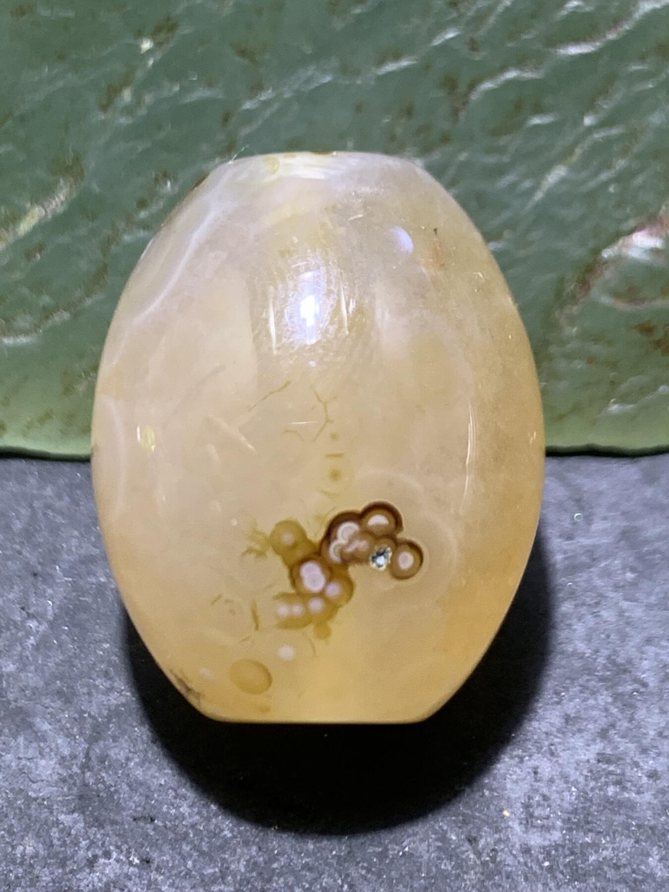 精美冻料8字天眼纹战国红玛瑙随形勒子一颗