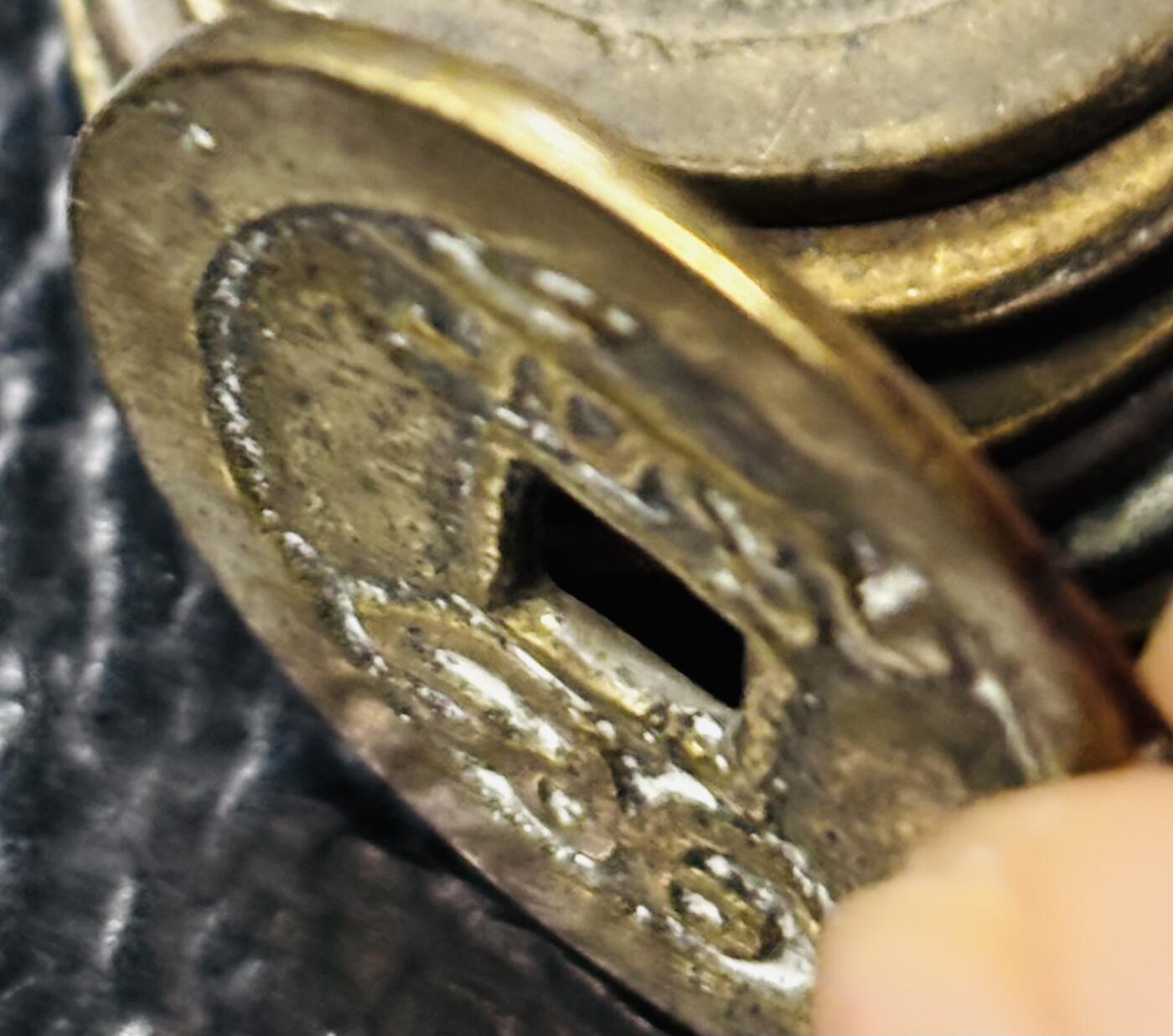 文馨钱币收藏第 297 场，银币，古钱币，铜元场，长期接代拍业务 黄亮乾隆通宝宝川局，大字版，直径 25.2/1.2mm