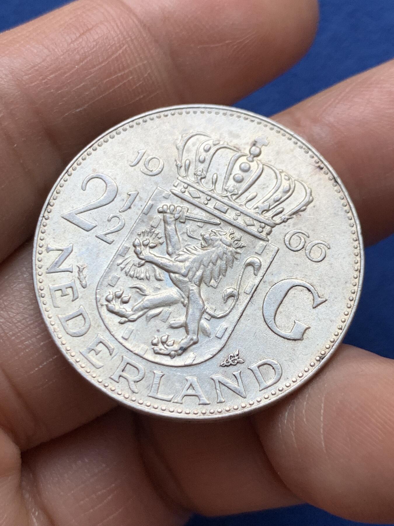 《竞宝斋》第471场 周日，周一，周二 3场连拍 （全场包邮）欢迎送拍 荷兰1966年朱丽安娜女王2.5盾银币