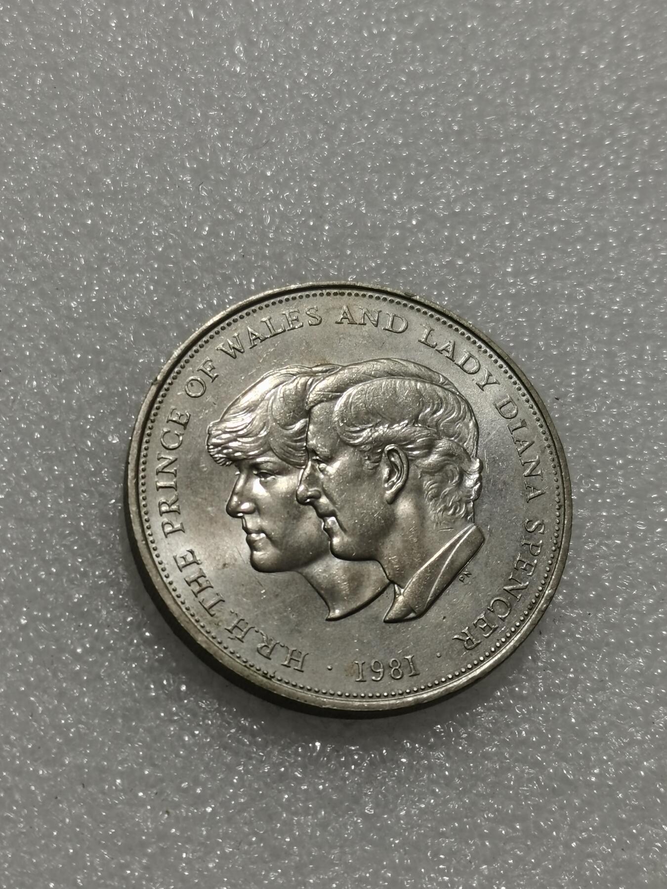 天下钱庄专场欢迎参拍 英国纪念币，镍币