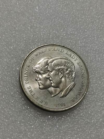 天下钱庄专场欢迎参拍 - 英国纪念币，镍币