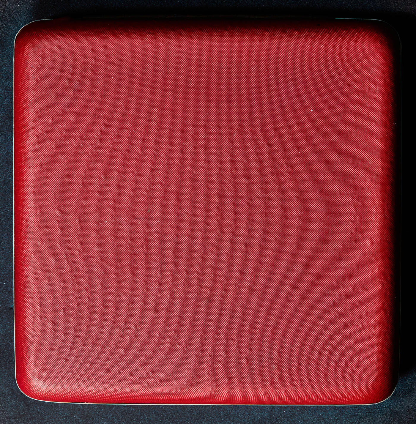 【俄甄集藏】2026年(049)03-18星期三 晚 19:30 全场包邮 荷兰1931年纪念民族英雄中校军官扬·卡雷尔·范·斯佩伊克牺牲100周年大铜章，原盒，直径：60mm，重量：75.9克，设计精美，少见品种