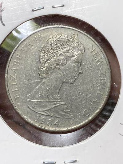 2026年第三十六场(总第二百零五场）外国精品纸夹币场(免佣金) - 少见–新西兰🇳🇿1984年20分(伊丽莎白二世中年花冠，浅浮雕版，加拿大造)