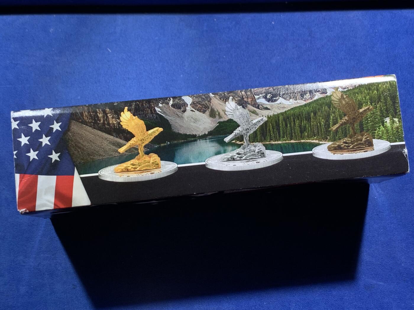 《竞宝斋》第471场 周日，周一，周二 3场连拍 （全场包邮）欢迎送拍 布基纳法索2016年1000法郎3枚立体雕塑银币套 美国银鹰 3X1盎司999银（3个雕塑鹰分别是镀金，镀银和仿古）发行量：333（有氧化） 盒证全（盒就是证）