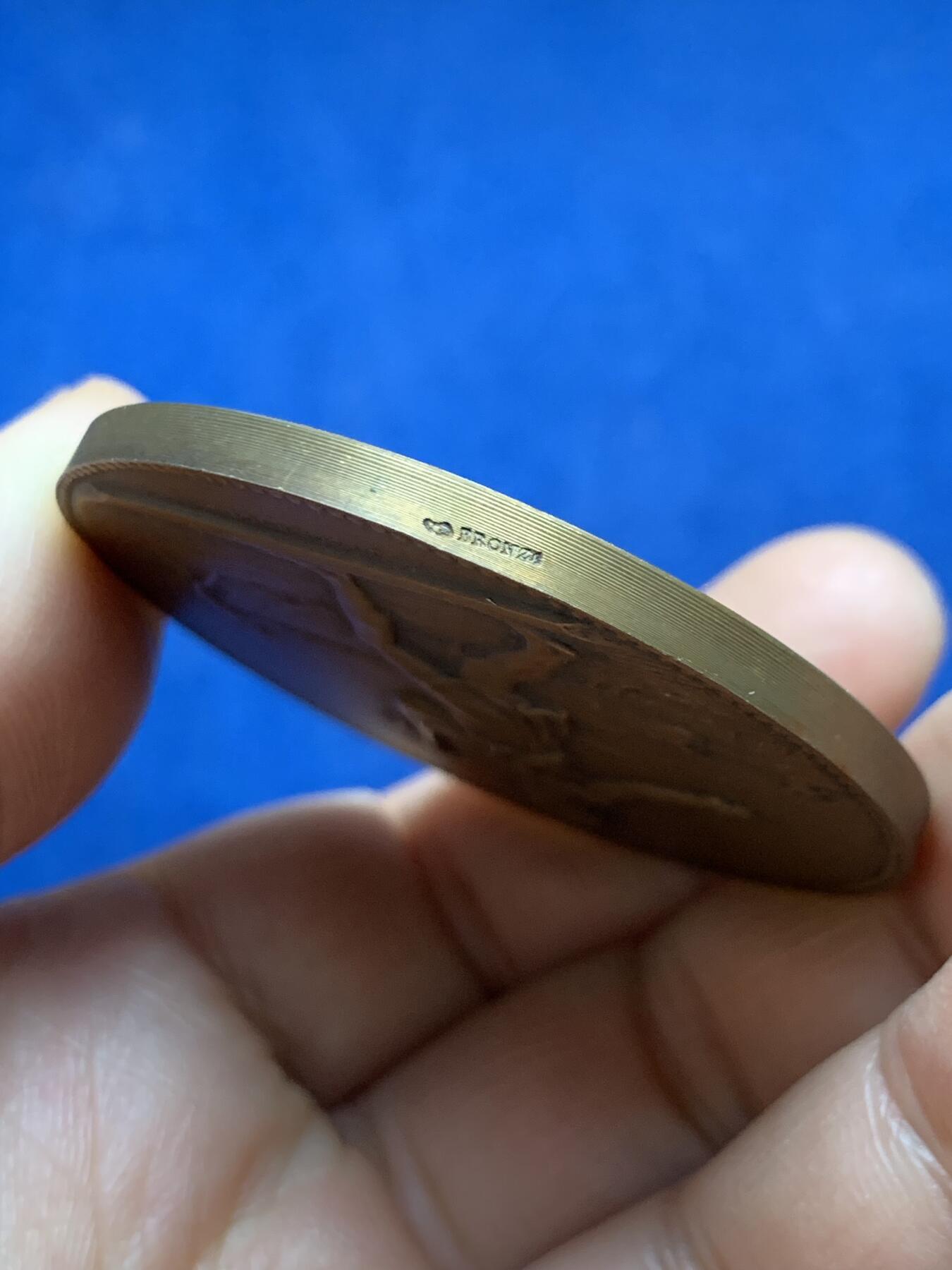 《竞宝斋》第471场 周日，周一，周二 3场连拍 （全场包邮）欢迎送拍 法国播种者铜章 63.1克 49.5mm 丰饶角铜标