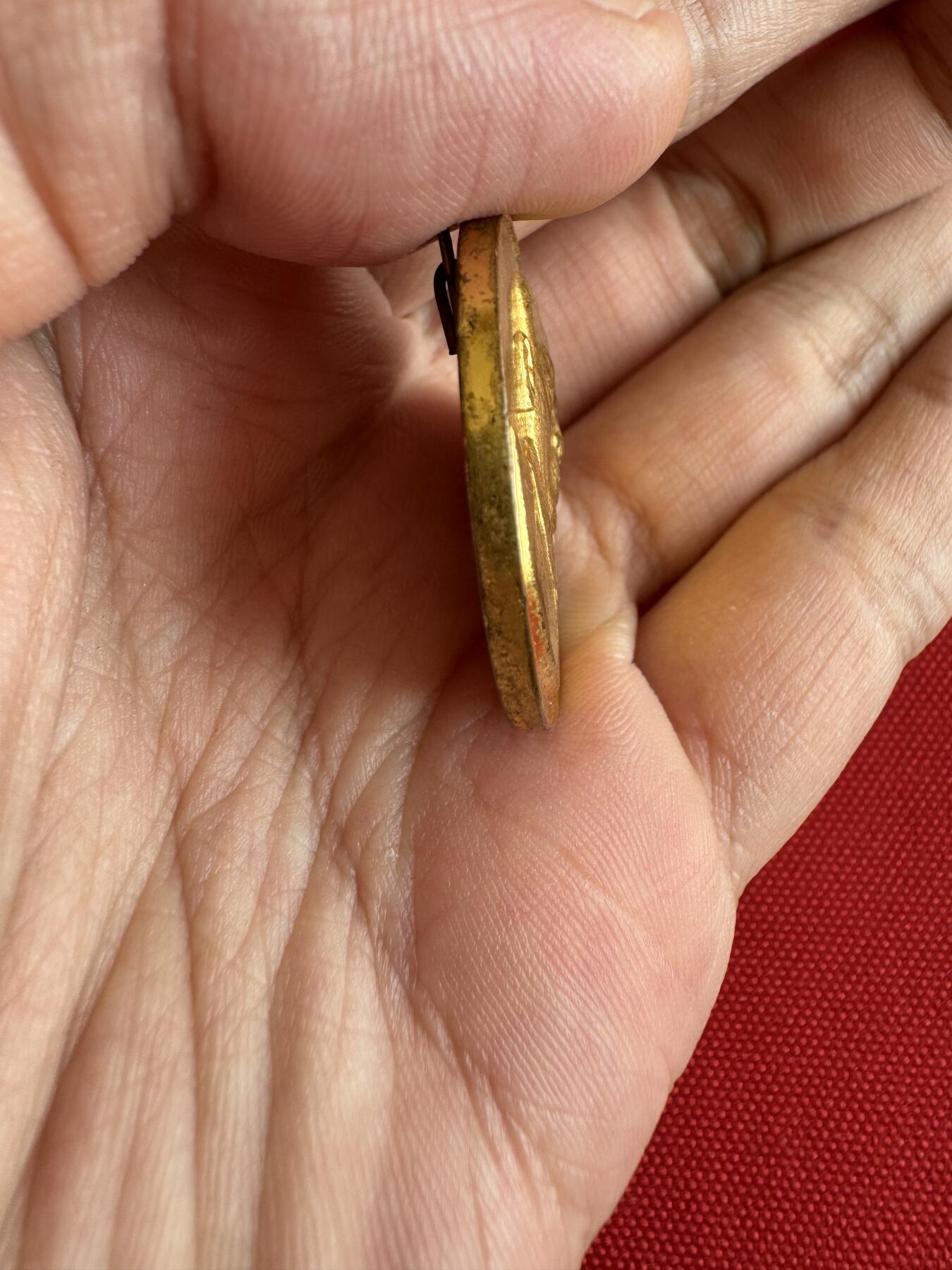 五哥徽章群   18号周三晚上八点4群联拍 铜章