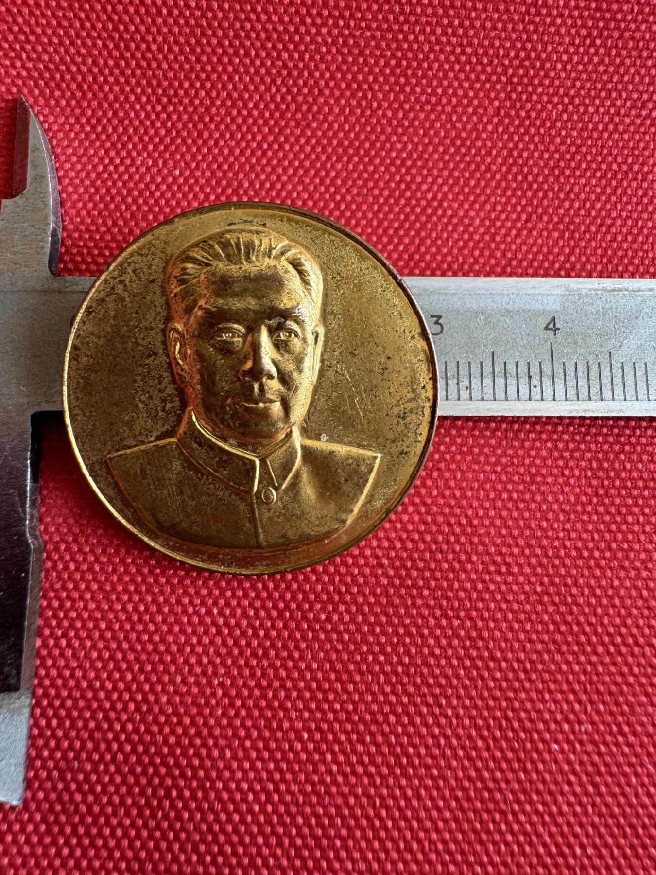 五哥徽章群   18号周三晚上八点4群联拍 铜章