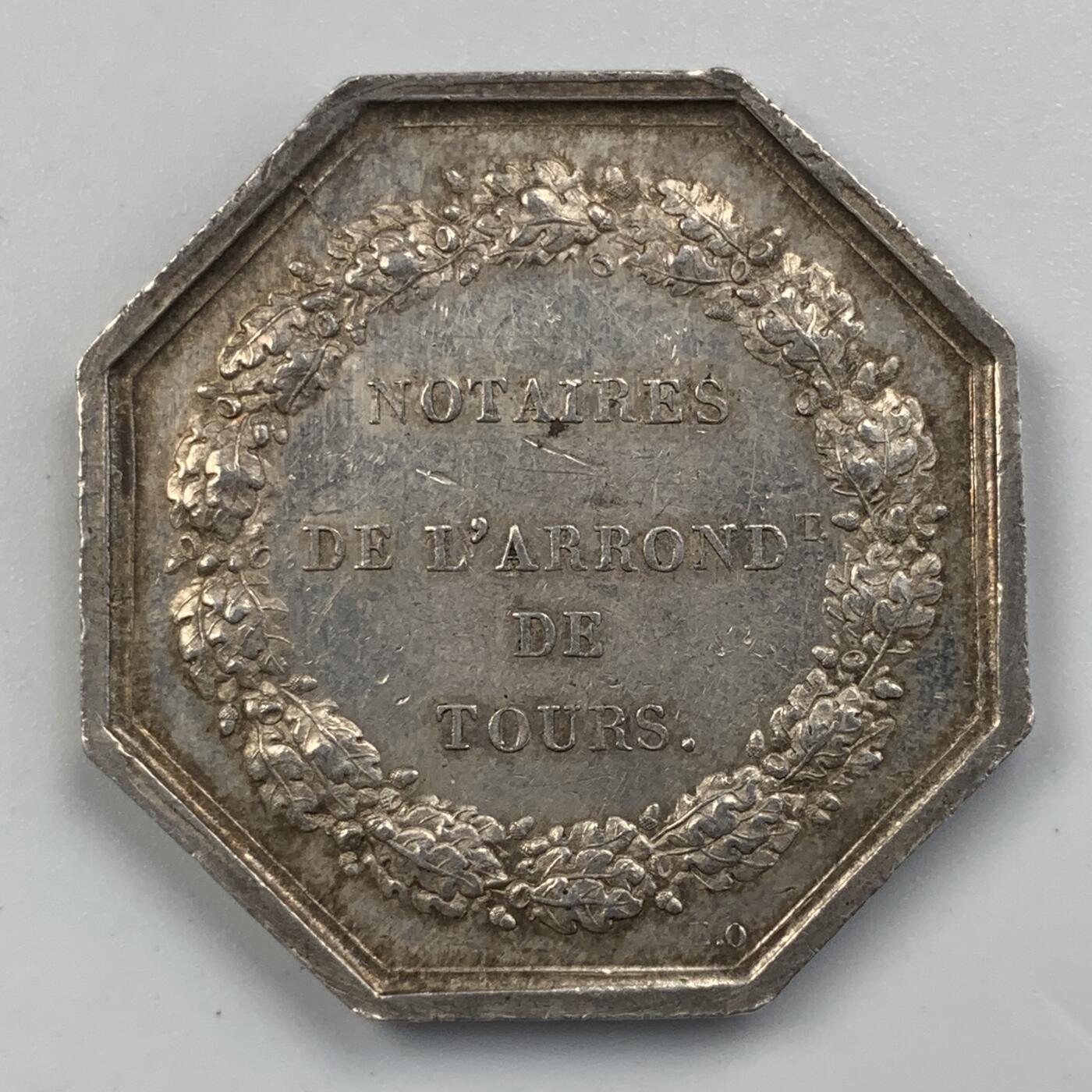 掌中浮雕-藏着的欧洲第055场 法国图尔公证人八角银章，31mm，13.2g