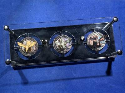 《竞宝斋》第471场 周日，周一，周二 3场连拍 （全场包邮）欢迎送拍 - 布基纳法索2016年1000法郎3枚立体雕塑银币套 美国银鹰 3X1盎司999银（3个雕塑鹰分别是镀金，镀银和仿古）发行量：333（有氧化） 盒证全（盒就是证）