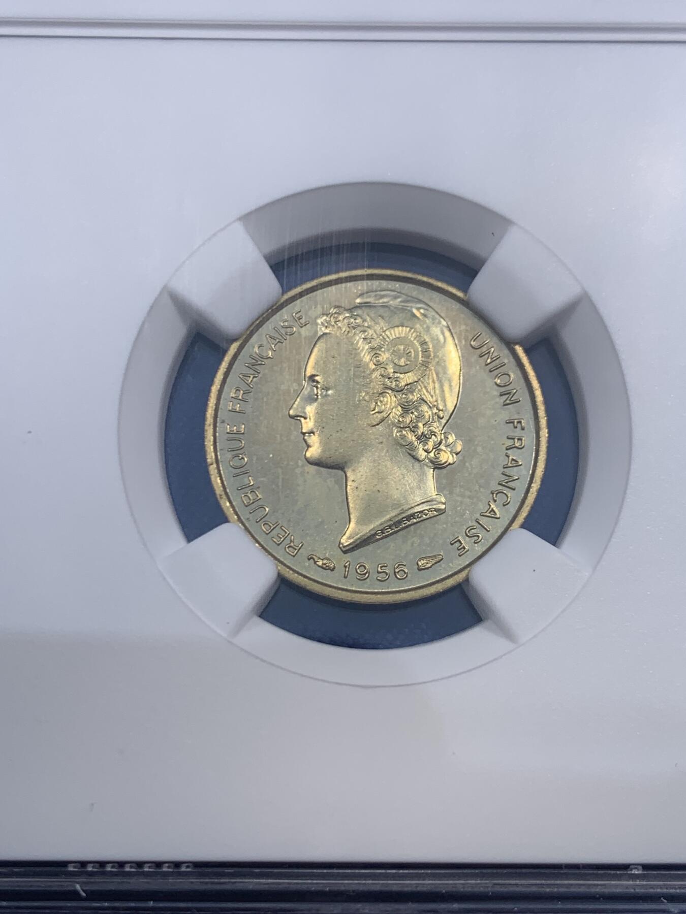 《竞宝斋》第471场 周日，周一，周二 3场连拍 （全场包邮）欢迎送拍 3枚一组 NGC MS63-64 法属多哥 1956年 5/10/25法郎 ESSAI样币 3枚一组确实不易 10法郎N标签面值错误 可自行联系N免费更换