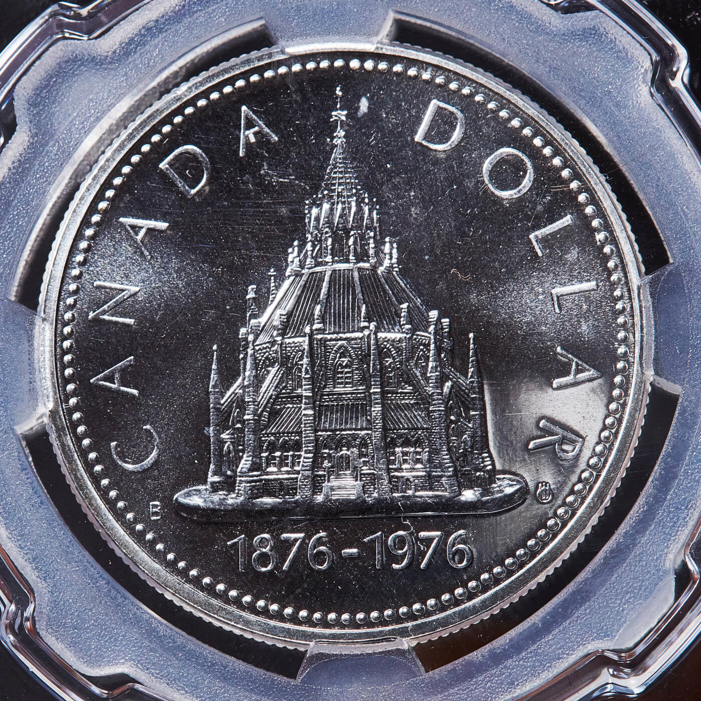 【俄甄集藏】2026年(049)03-18星期三 晚 19:30 全场包邮 英属加拿大1976年伊拉莎白二世纪念联邦议会图书馆建成百年1元银币，信泰 MS68，重23.3276克，500银