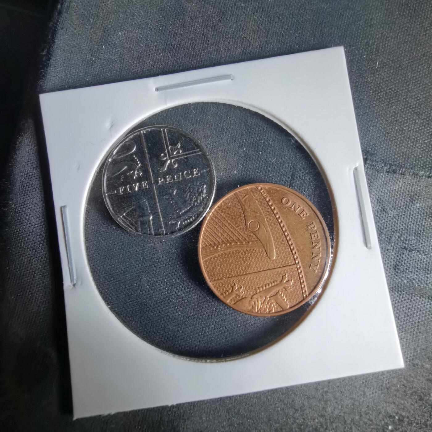 沼泽如烟--第1025场 英国两枚