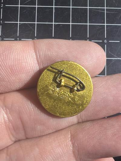 古冰库章牌勋赏收藏0起拍卖 电视台小章