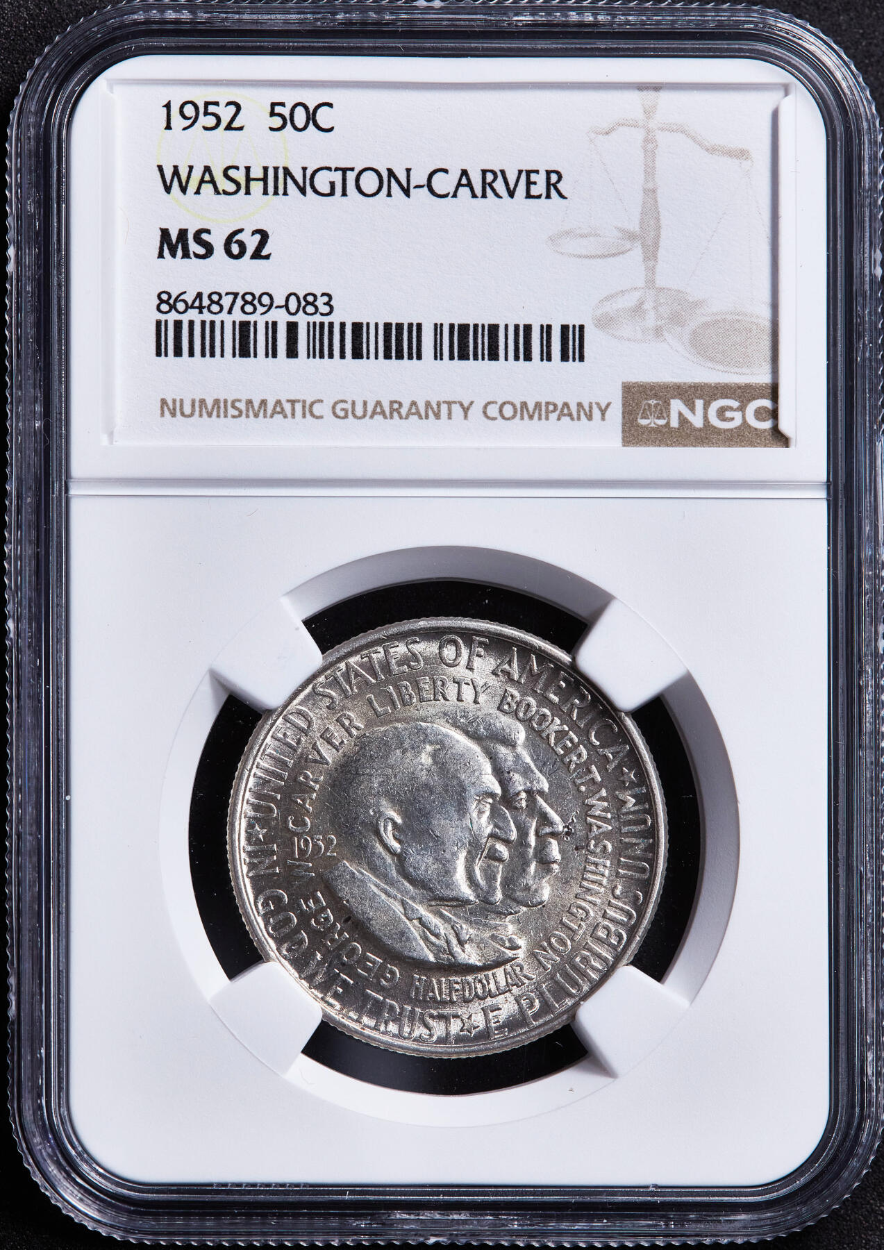 【俄甄集藏】2026年(049)03-18星期三 晚 19:30 全场包邮 美国1952年纪念非洲裔农业学家乔治·卡弗与教育家布克·华盛顿50美分银币，NGC MS62，原光品相