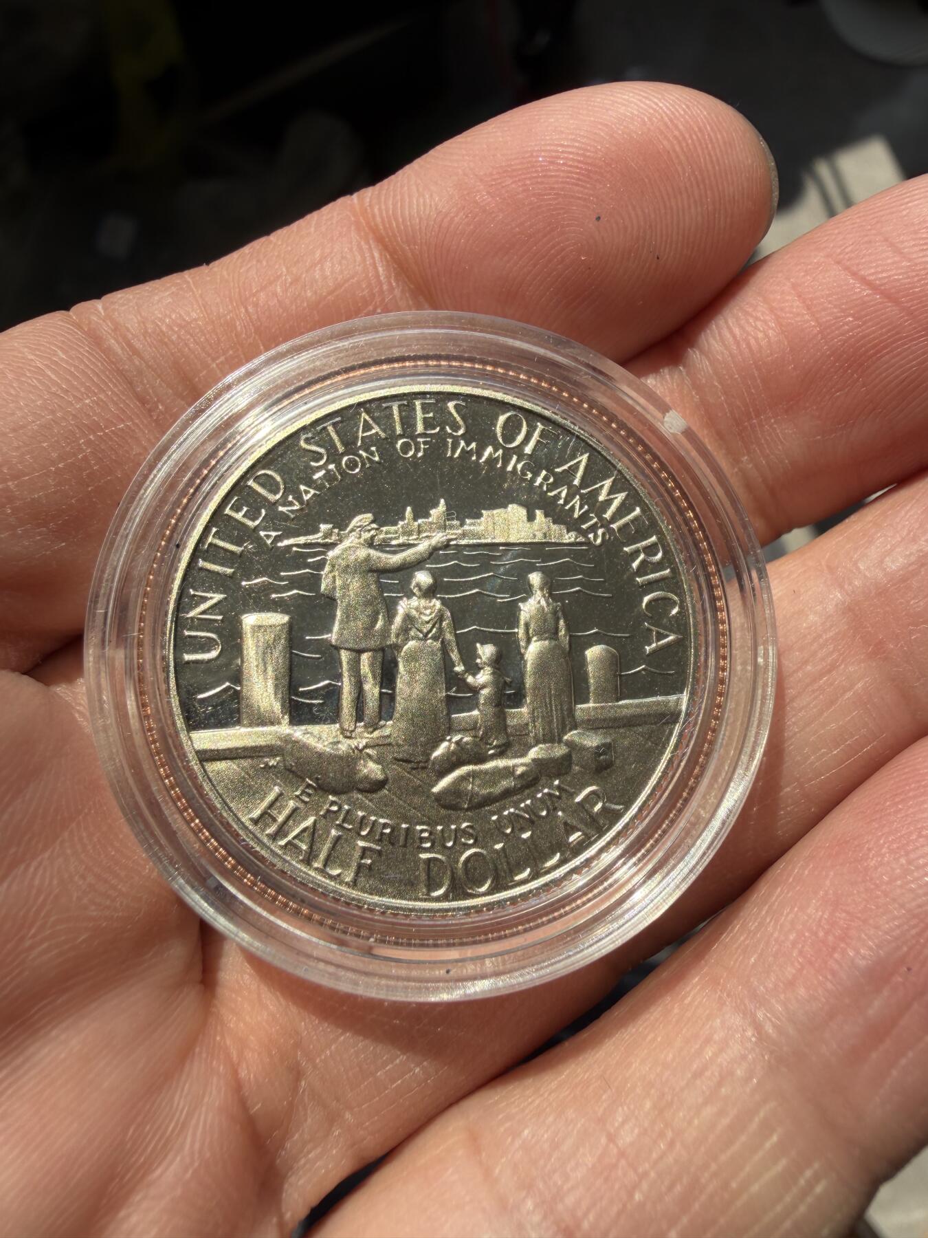 2026年集古藏今外币拍卖第三期-第5场—（总第315拍），可以寄存60天，满160元包邮。 美国1986年精制套币，含银币，无证书