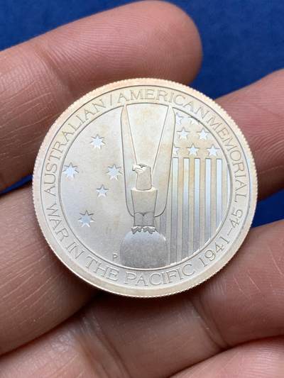 《竞宝斋》第471场 周日，周一，周二 3场连拍 （全场包邮）欢迎送拍 - 澳大利亚2013年50分银币，纪念二战澳裔加入，1/2盎司，15.8克，999银