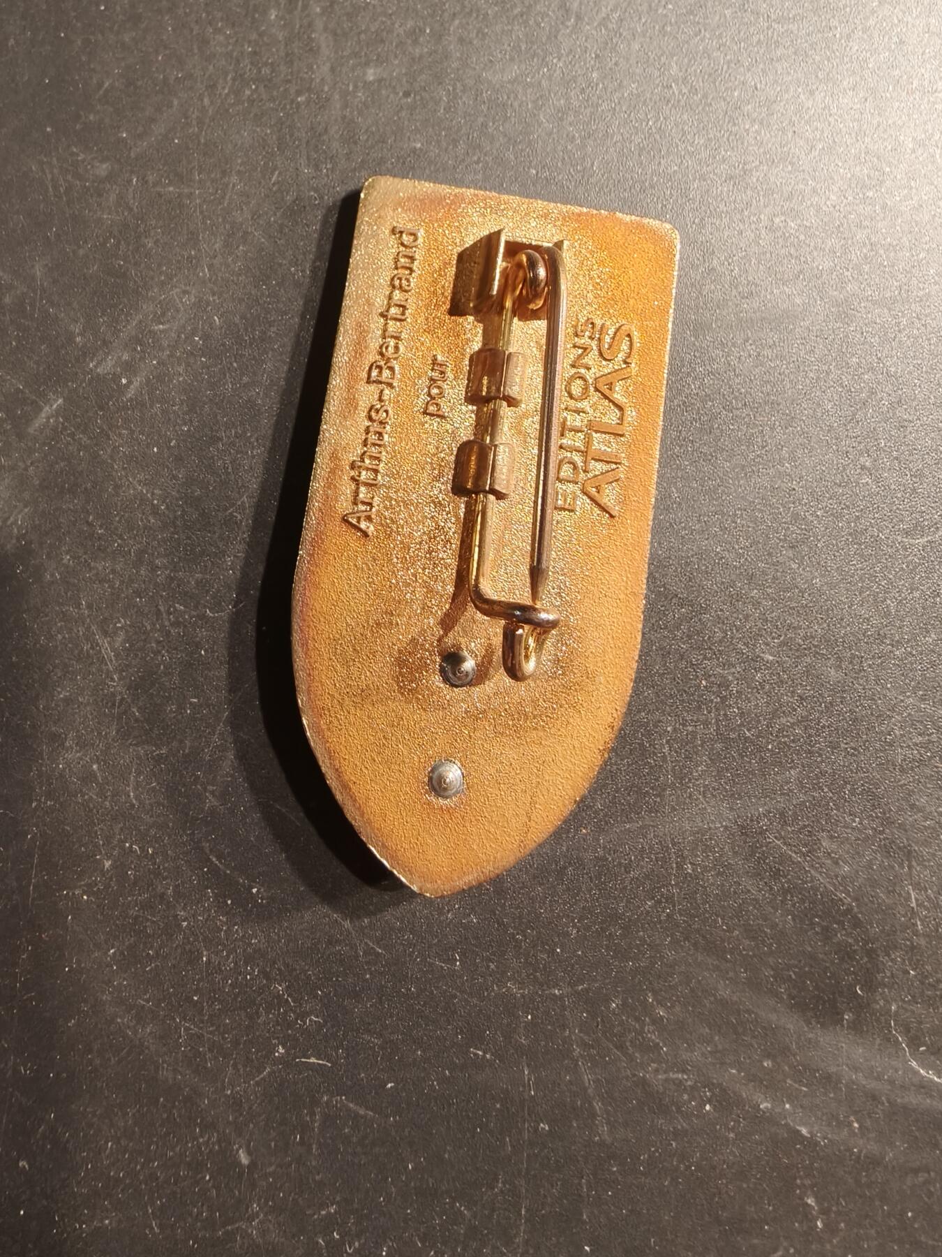 老王徽章第187期 法国陆军第57炮兵团证章