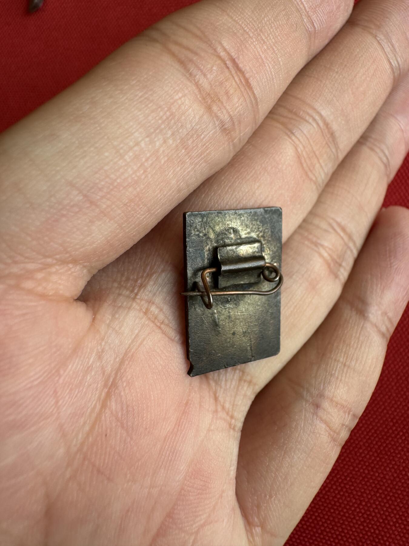 五哥徽章群   18号周三晚上八点4群联拍 铜章