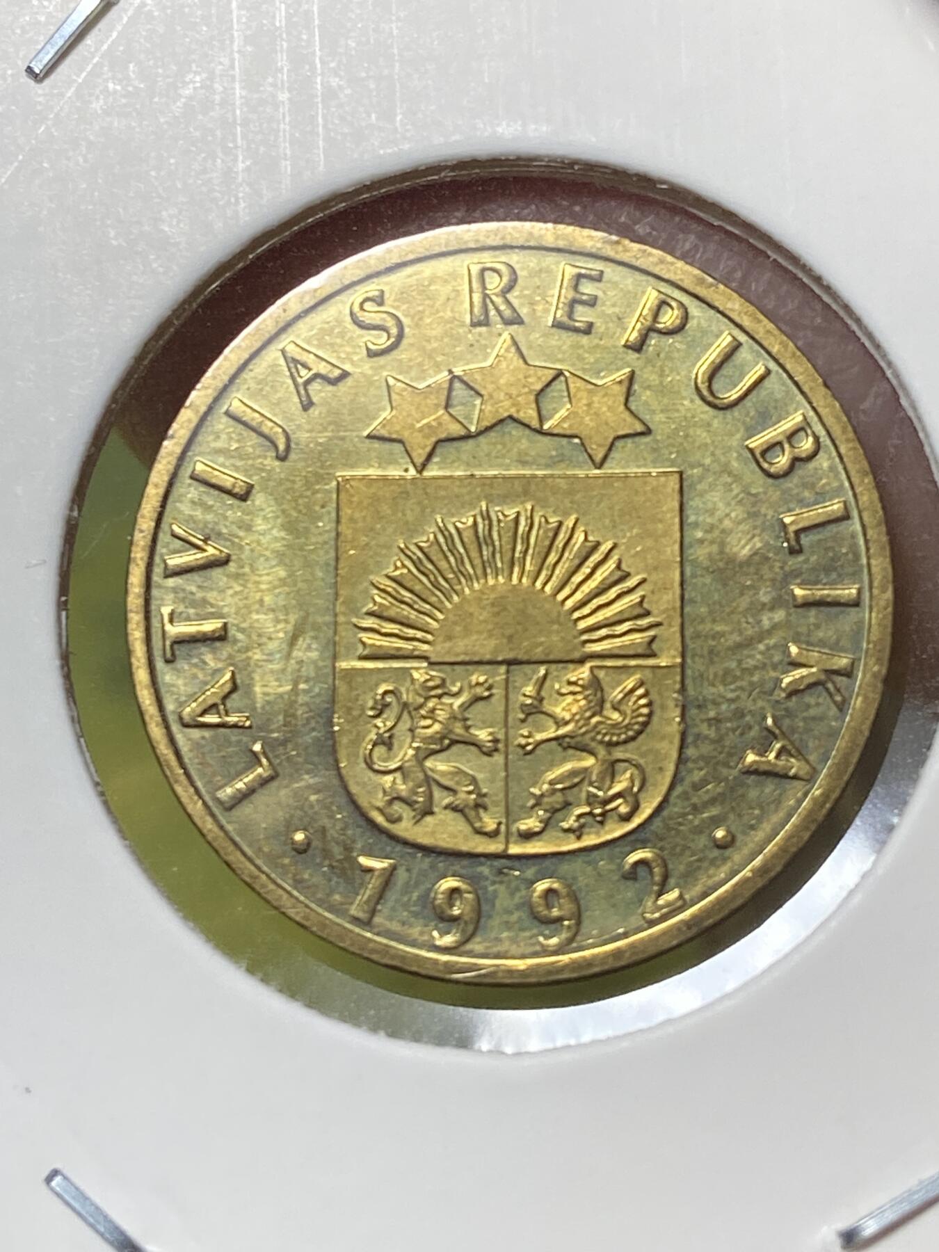 2026年第三十六场(总第二百零五场）外国精品纸夹币场(免佣金) 拉脱维亚🇱🇻1992年10分(第一套首发年)