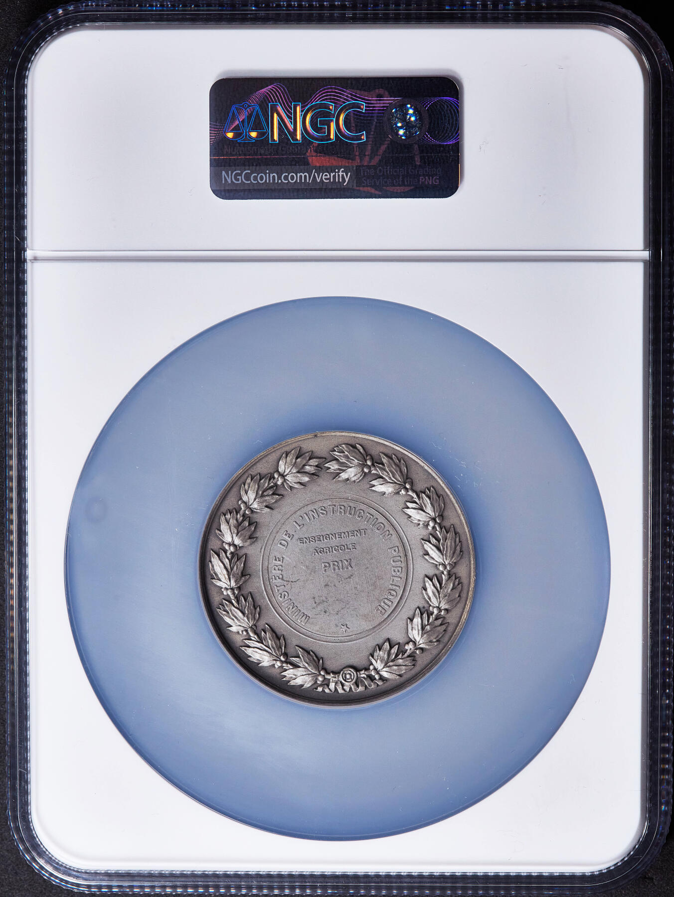 【俄甄集藏】2026年(049)03-18星期三 晚 19:30 全场包邮 法国19世纪谷物女神头像公共教育部农业教育银质奖章，NGC MS62，原味老包浆，直径50mm，丰饶角铭，法国19世纪雕刻家乌迪内作品