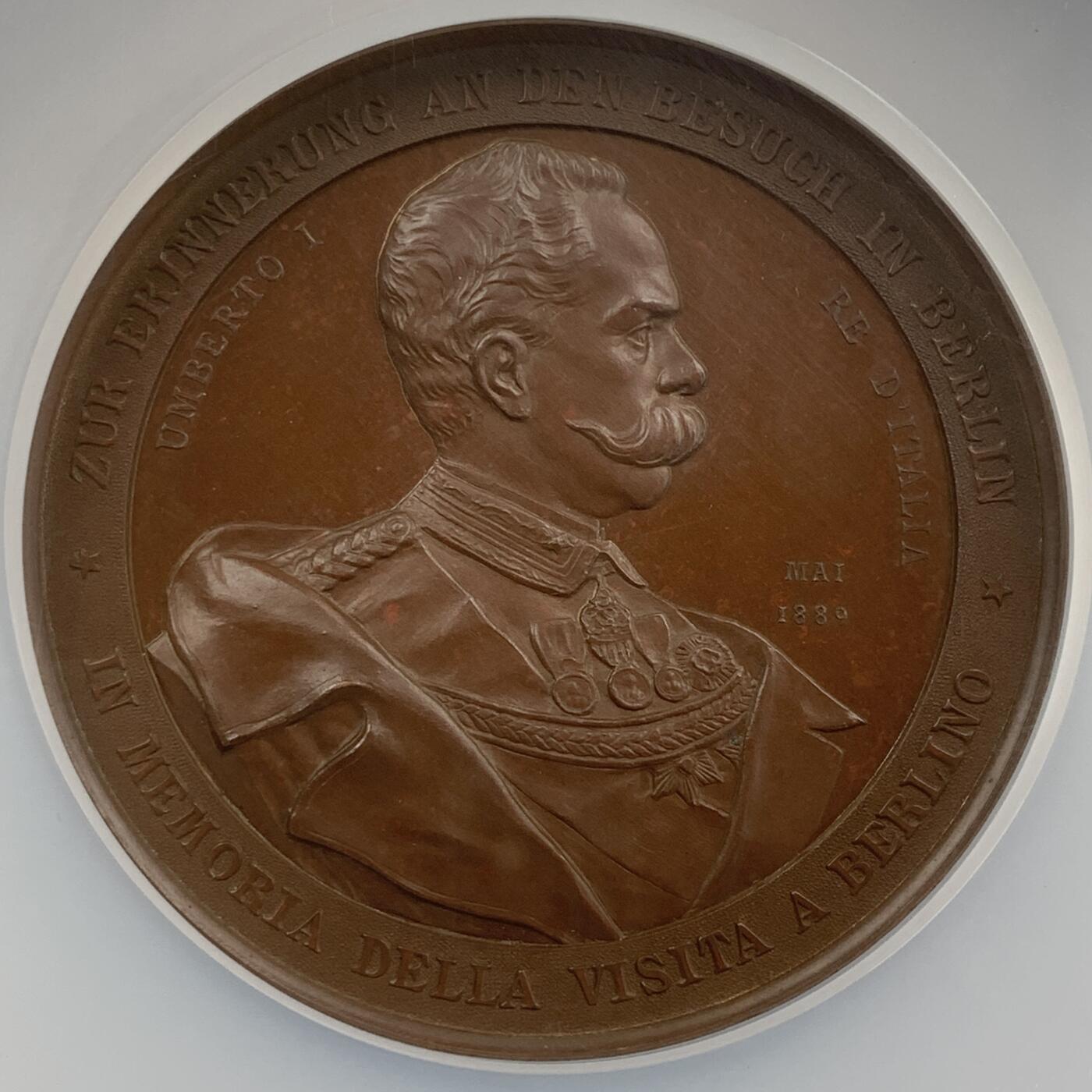 掌中浮雕-藏着的欧洲第055场 NGC MS64 : 1889年翁贝托一世访问柏林纪念铜章，60mm