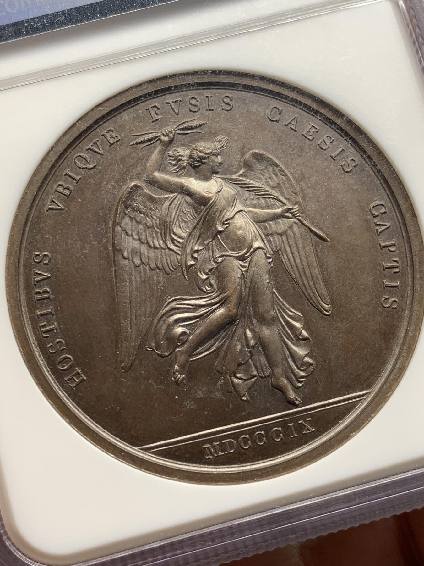 《竞宝斋》第471场 周日，周一，周二 3场连拍 （全场包邮）欢迎送拍 NGC MS63BN 法国1809年拿破仑一世瓦格拉姆战役纪念铜章 正面拿皇头像 稀缺 加厚盒