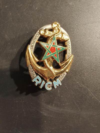 老王徽章第187期 - 法国海军陆战队坦克团证章