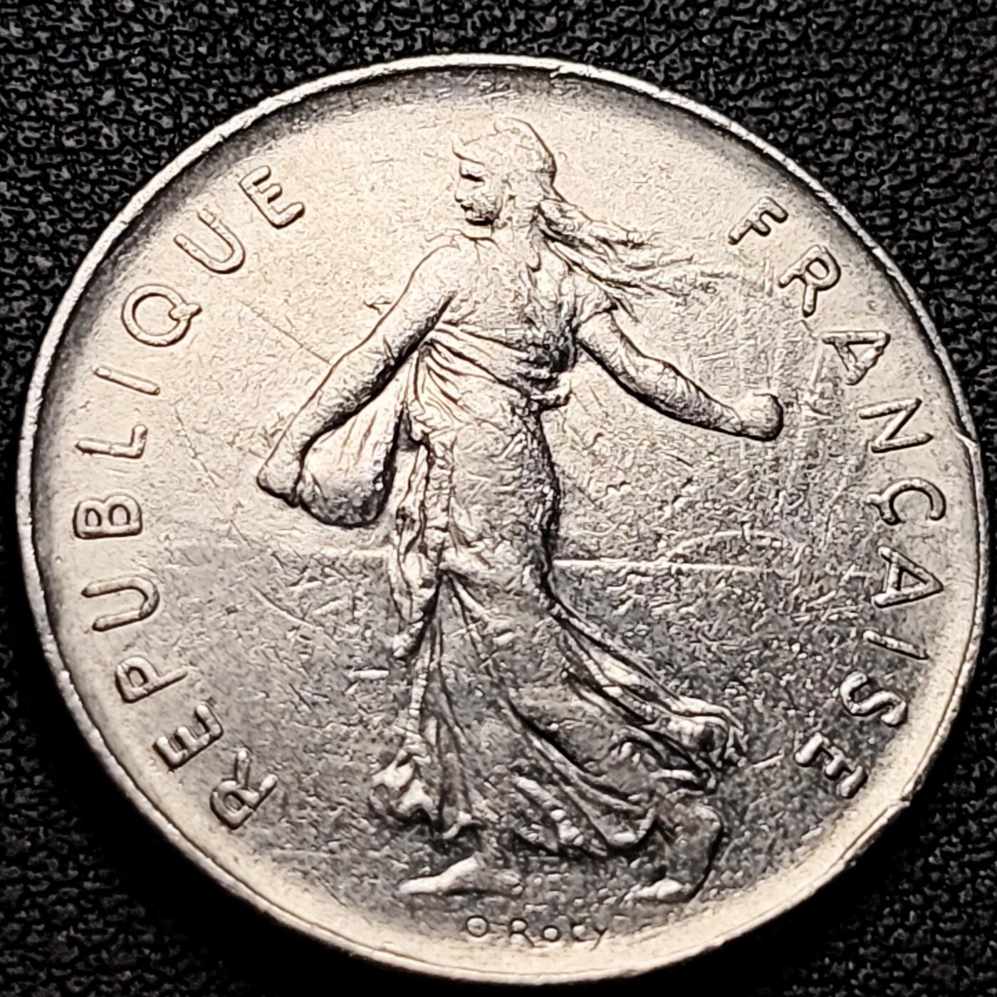 泉币菌-第212场-拍品多 请提前出价（工作最近较忙 发货不及时，望理解） 。