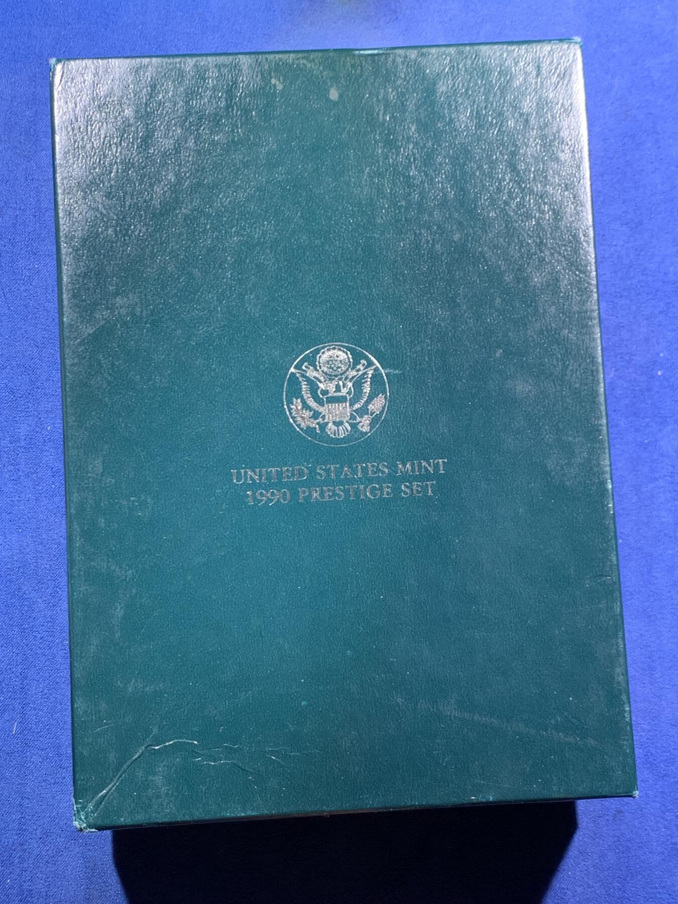 《竞宝斋》第471场 周日，周一，周二 3场连拍 （全场包邮）欢迎送拍 1990年美国Prestige套装，含6枚硬币，带原盒和证书，其中最大的一枚是900银的艾森豪威尔百年纪念银币含26.73克纯银。