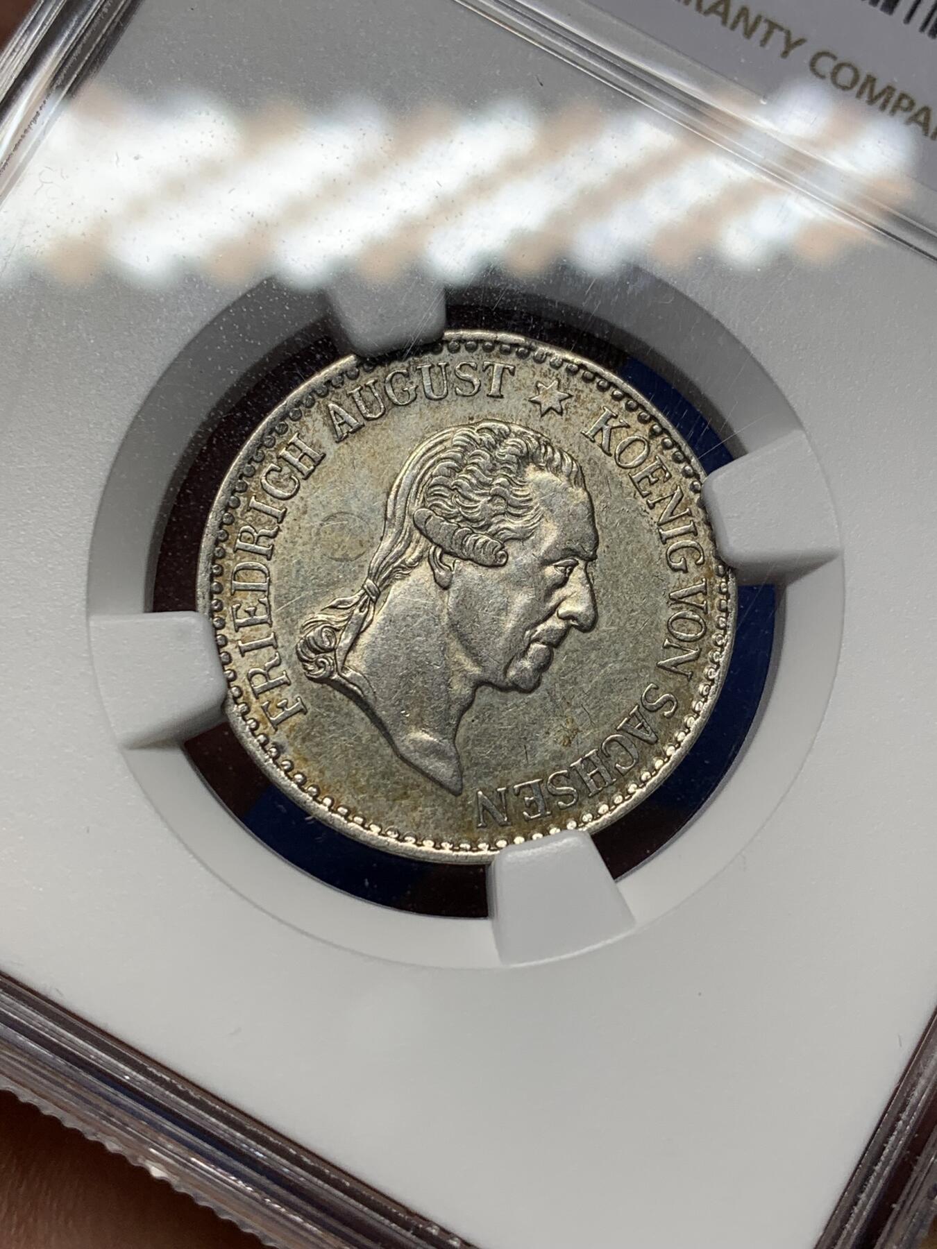 《竞宝斋》第471场 周日，周一，周二 3场连拍 （全场包邮）欢迎送拍 NGC AUD 德国萨克森王国1827年1/6泰勒，国王弗里德里希一世逝世纪念银币，发行量4.8w枚，少见品种。