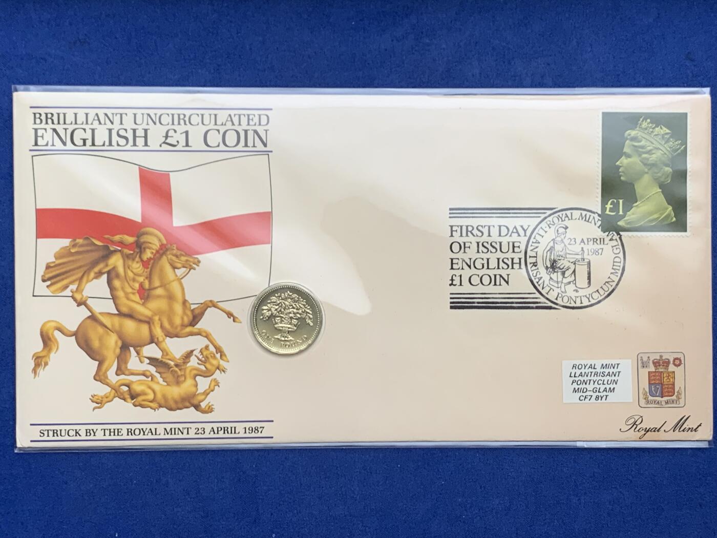 《竞宝斋》第471场 周日，周一，周二 3场连拍 （全场包邮）欢迎送拍 两枚一组 1987年英国老1英镑首日封/邮币封（Royal Mint和Royal Mail联合发行）