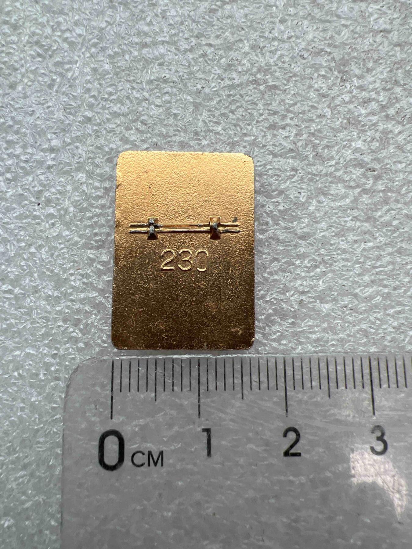 真品像章、纪念章 真品像章、纪念章