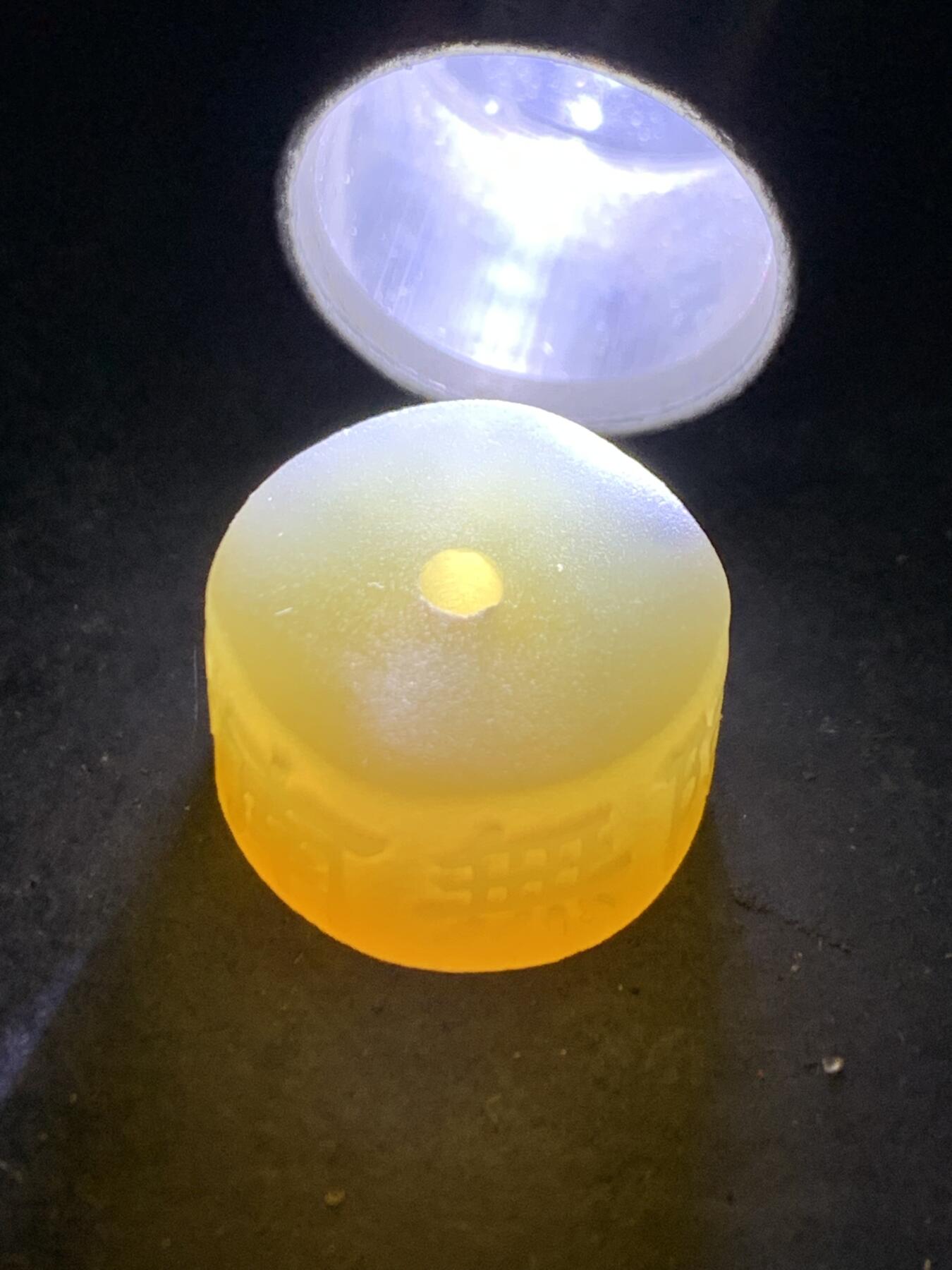 精美蒙料冻料战国红玛瑙手工雕刻南无阿弥陀佛墩子一颗！