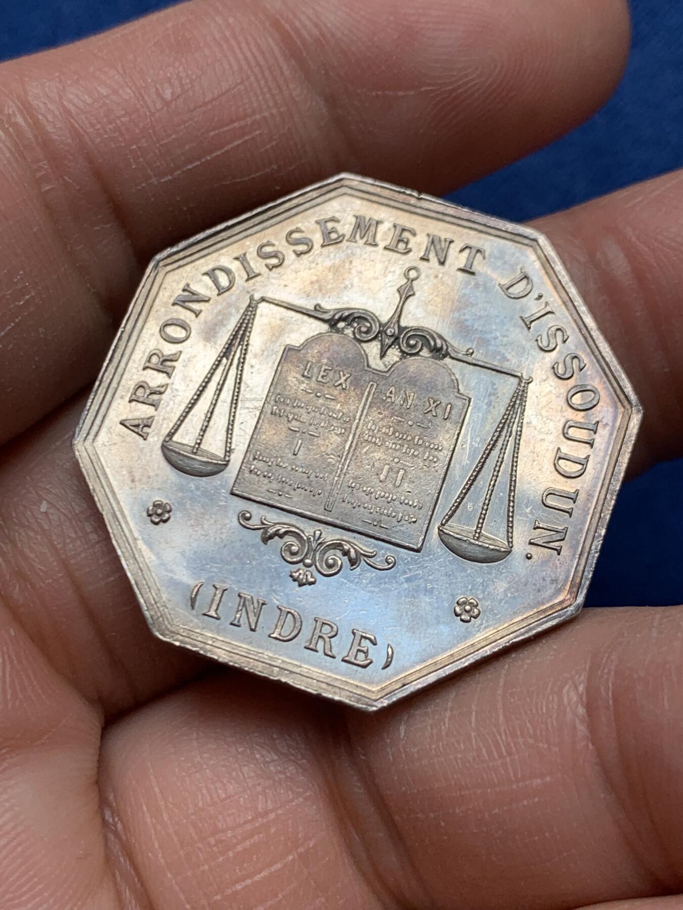 《竞宝斋》第472场 周日，周一，周二 3场连拍 （全场包邮）欢迎送拍 法国八角银章，印德尔公证人协会，14.68g，31.7mm，蜜蜂边铭