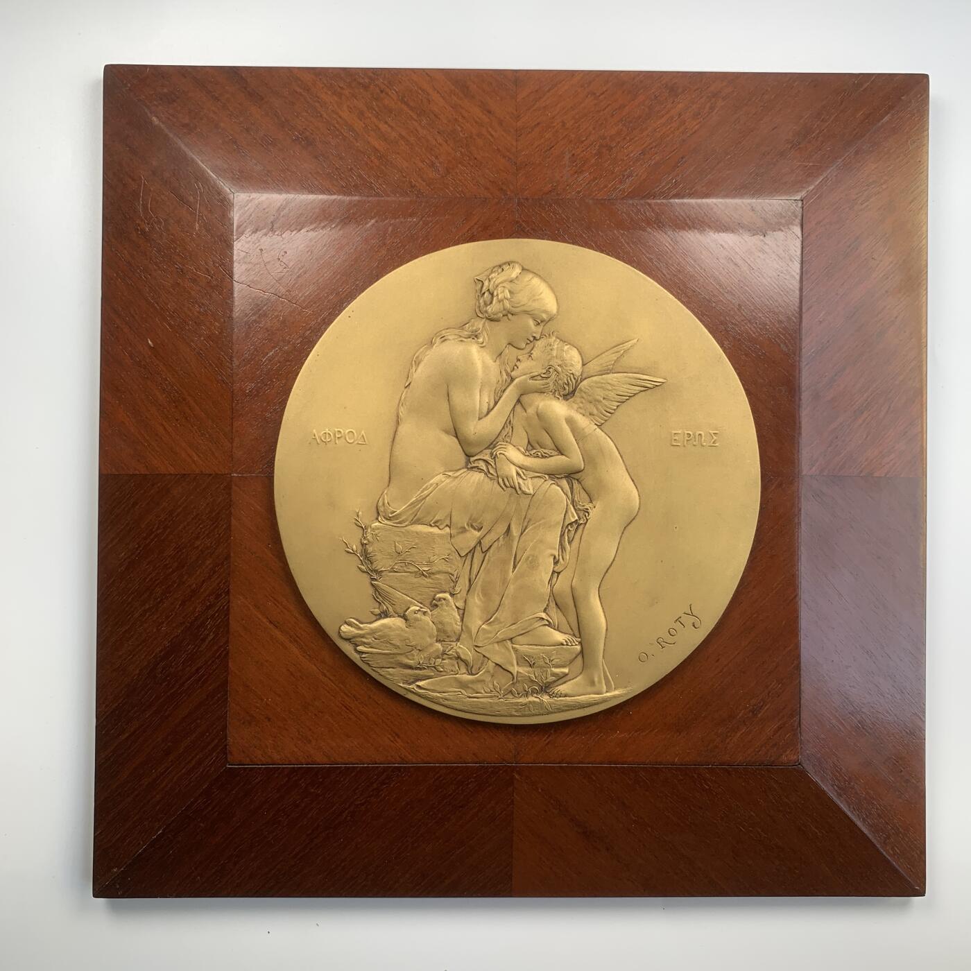 掌中浮雕-藏着的欧洲第055场 法国新艺术单面大铜章，章体17.3cm，木框30.9cm