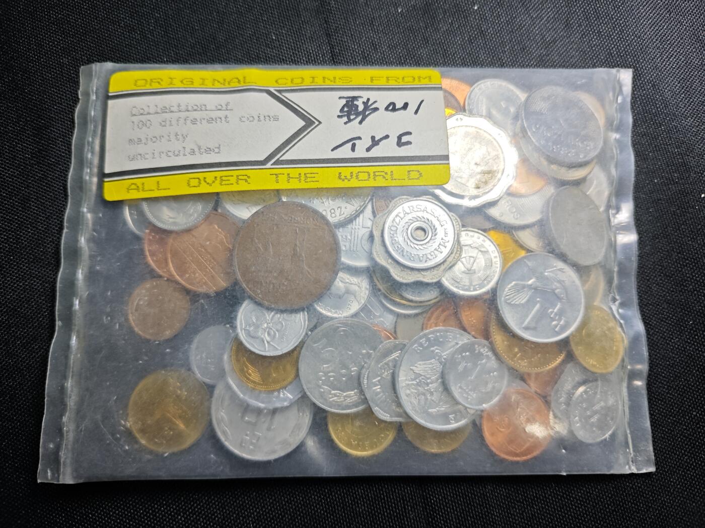 KK钱币收藏小铺   套币专场 2月预留时间 周末发货  外国硬币100种 好品