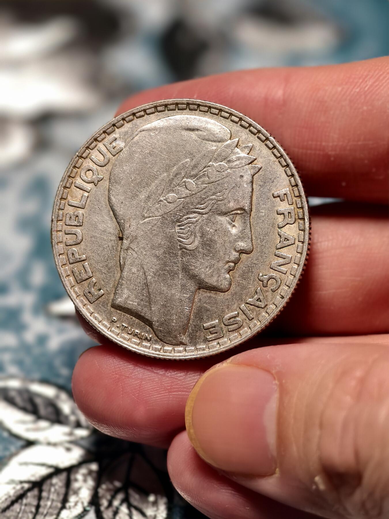 抚柳草堂-第十七期章牌钱币  奖章勋章限时免佣 满百包邮 放漏专场 1933法国谷物女神20法郎银币 重20.1g老包浆好味道