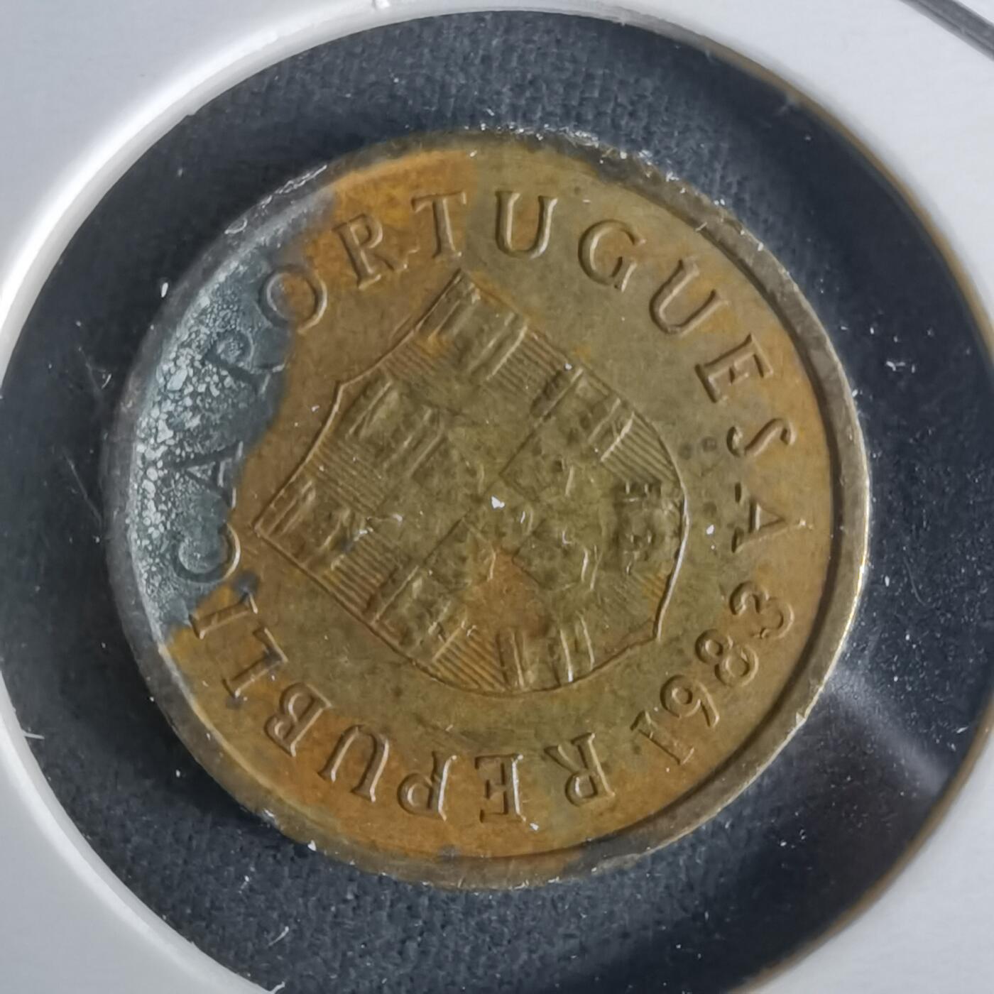 沼泽如烟--第1026场 葡萄牙1983年1埃斯库多