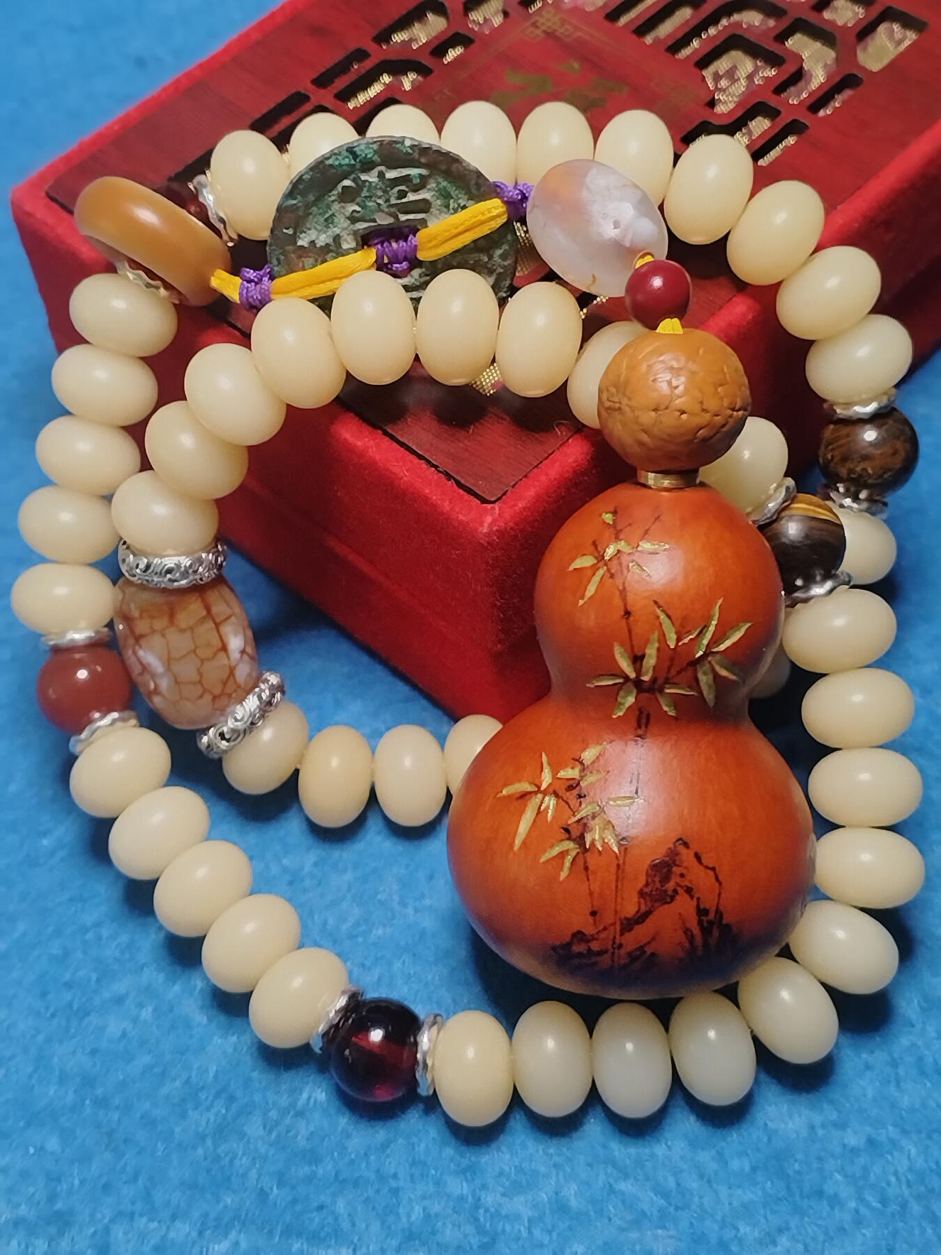 竹石清音 荧光彩绘葫芦 古钱币吉祥挂件