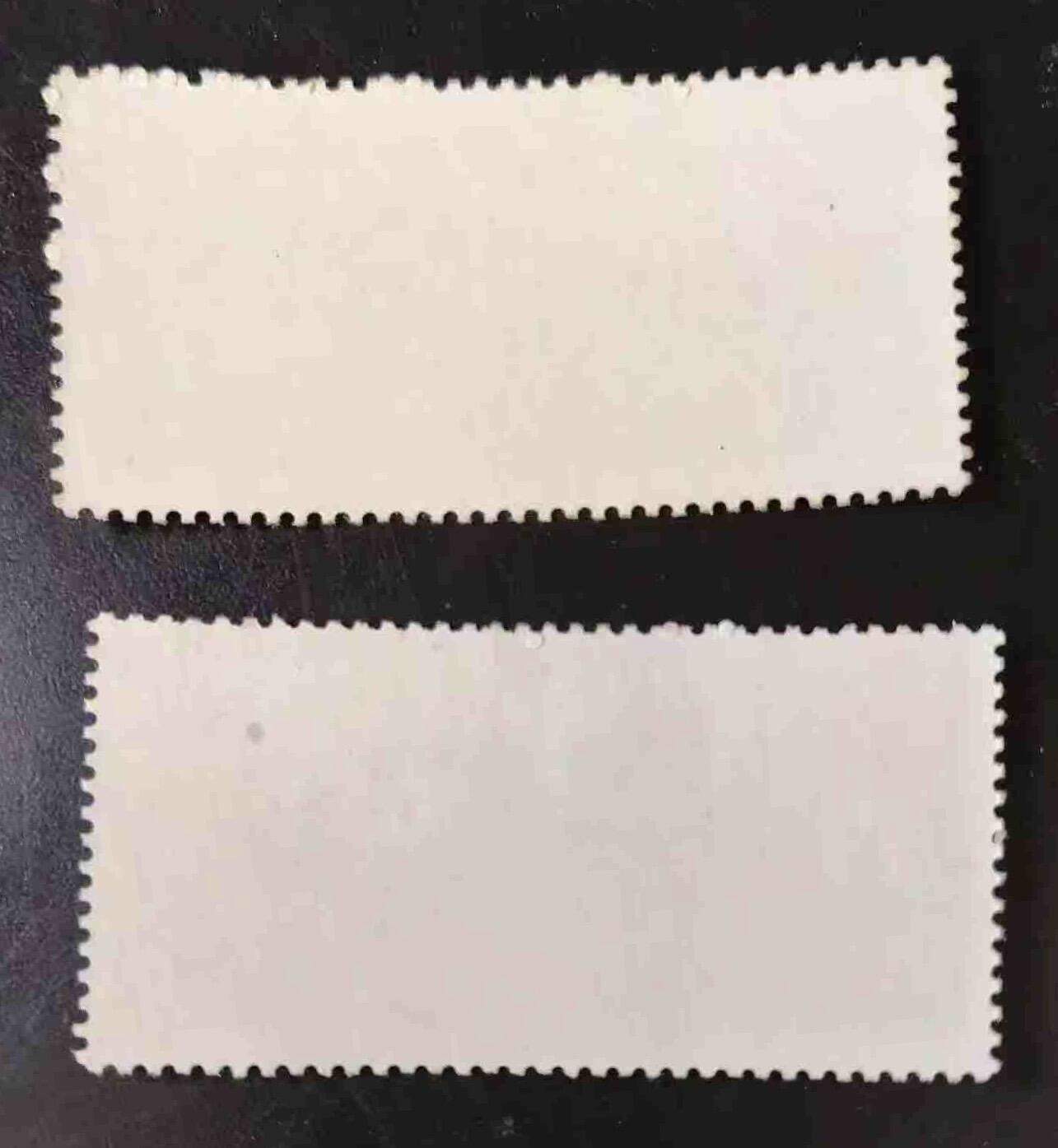 1985年“遵义会议”邮票1套2枚。