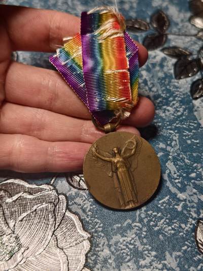 抚柳草堂-第十七期章牌钱币  奖章勋章限时免佣 满百包邮 放漏专场 - 法国一战胜利勋章（Inter-Allied Victory Medal, 1914–1918），也叫“为文明而战的伟大战争”纪念章   皮埃尔亚历山大·莫隆作品 法国著名章牌艺术家   