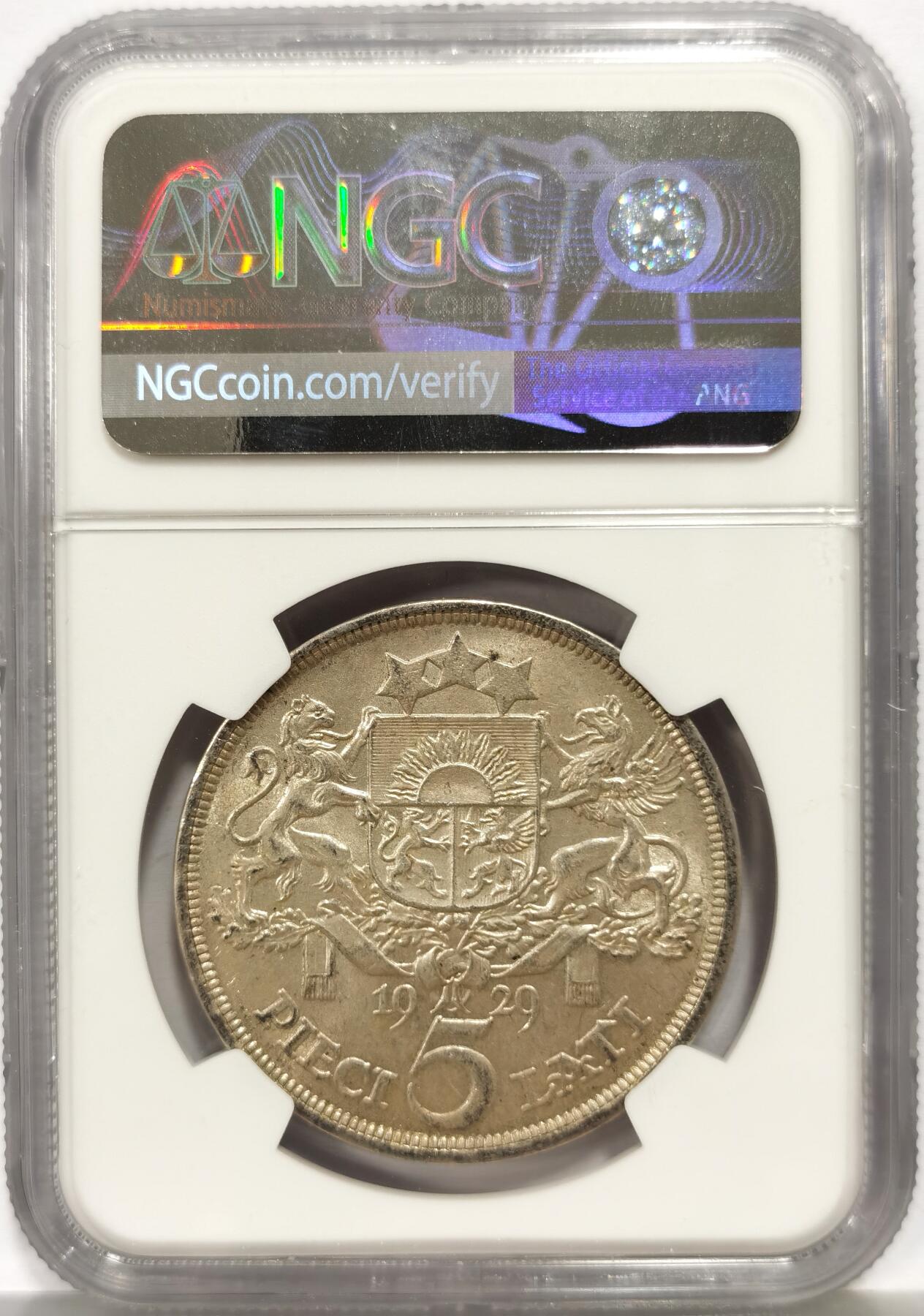 博洋堂世界钱币拍卖第165期（全场包邮） NGC MS61 拉脱维亚1929年谷物女神5拉特大银币，带漂亮淡黄油包浆，转光十足。