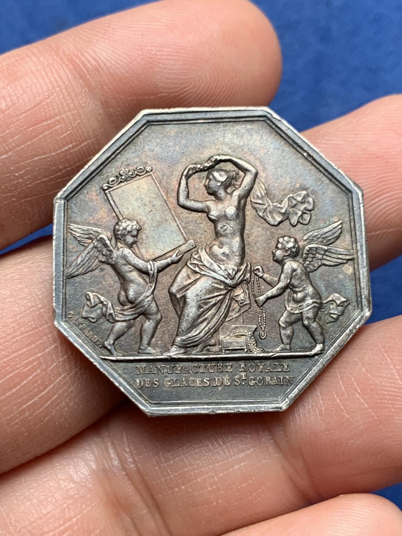 《竞宝斋》第472场 周日，周一，周二 3场连拍 （全场包邮）欢迎送拍 法国八角银质代币，圣班戈皇家制镜公司，19.33g，32.1mm，蜜蜂边铭